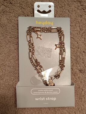 Heyday Gold Layered Star Charm Phone Wrist Strap